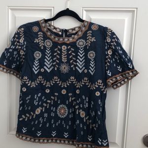 Main strip blouse